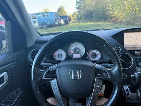 Used 2014 Honda Pilot Touring image 23