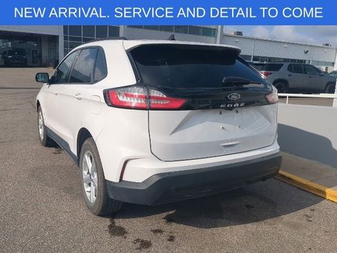 Used 2023 Ford Edge SE AWD/4WD image 4