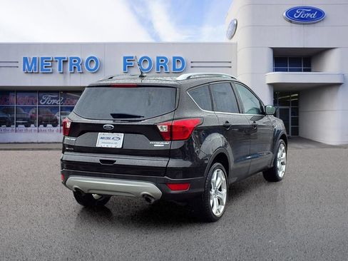 Certified 2019 Ford Escape Titanium AWD/4WD image 3