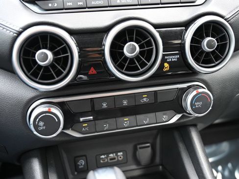 Used 2024 Nissan Sentra SV image 21