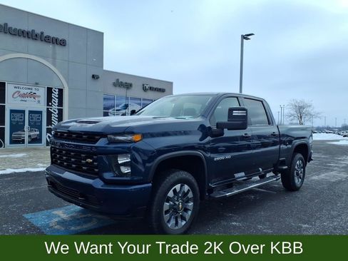 Used 2022 Chevrolet Silverado 2500 Custom w/ Custom Convenience Package image 2