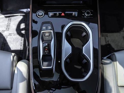 New 2026 Audi A6 Premium Plus AWD/4WD image 19