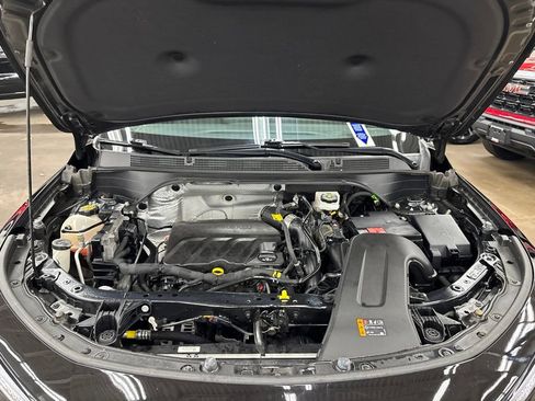 Used 2024 Buick Envista Sport Touring w/ Convenience I Package FWD image 10