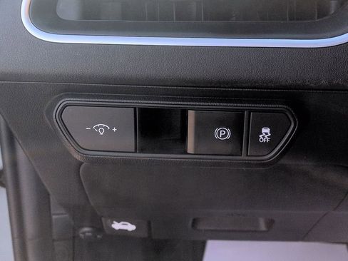 Certified 2025 Kia K4 FWD image 18