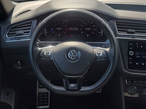 Used 2019 Volkswagen Tiguan SEL Premium R-Line FWD image 11