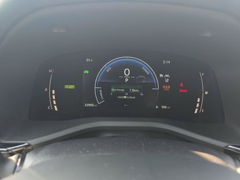 Used 2025 Toyota Camry SE FWD image 12