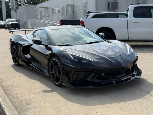 Used 2021 Chevrolet Corvette Stingray Coupe w/ Battery Protection Package RWD image 4