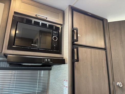 Used 2023 Ford E-350 and Econoline 350 Super Duty w/ Motorhome Prep Package image 53