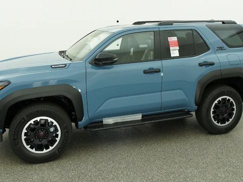 New 2026 Toyota 4Runner TRD Off-Road Premium AWD/4WD image 5