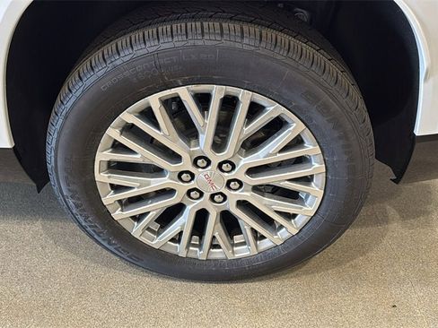 New 2026 GMC Acadia Denali w/ Super Cruise Package image 10