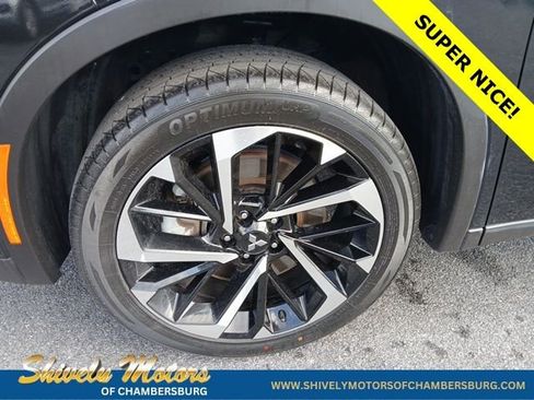 Used 2024 Mitsubishi Outlander SE image 2