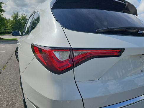 Certified 2024 Acura MDX SH-AWD w/ Technology Package image 33