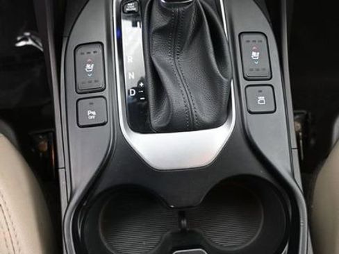 Used 2017 Hyundai Santa Fe Sport w/ 2.4L Tech Package 04 image 10