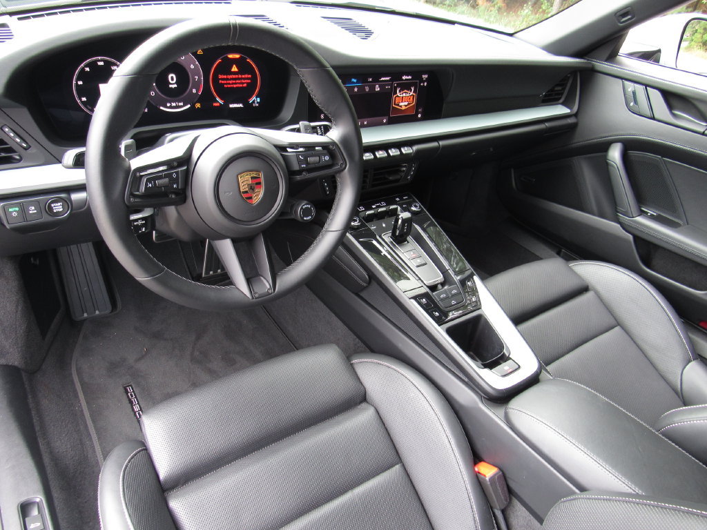 Certified 2025 Porsche 911 Carrera RWD image 20