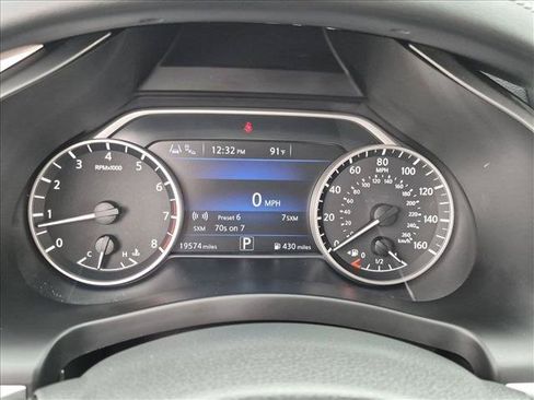Certified 2024 Nissan Murano SV w/ SV Midnight Edition Package FWD image 11
