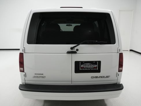 Used 2003 Chevrolet Astro image 5