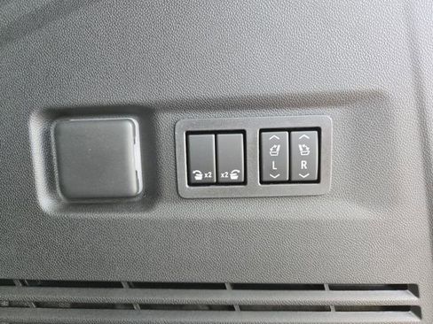 New 2026 Chevrolet Suburban RST w/ Comfort Package AWD/4WD image 7