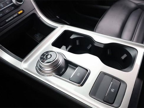 Certified 2024 Ford Edge SEL image 14