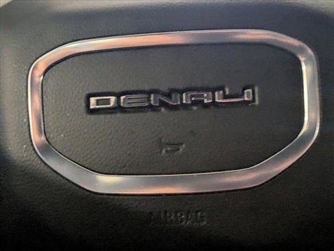 Used 2025 GMC Sierra 1500 Denali Ultimate image 13