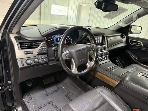 Used 2020 GMC Yukon XL Denali w/ Open Road Package AWD/4WD image 17