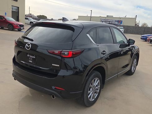 Used 2025 MAZDA CX-5 AWD 2.5 S w/ Preferred Package image 5