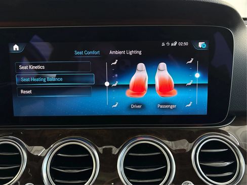 Used 2021 Mercedes-Benz E 350 4MATIC Sedan image 43