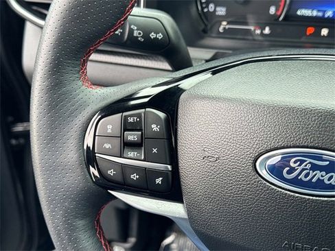 Used 2023 Ford Explorer ST-Line w/ Class IV Trailer Tow Package image 27