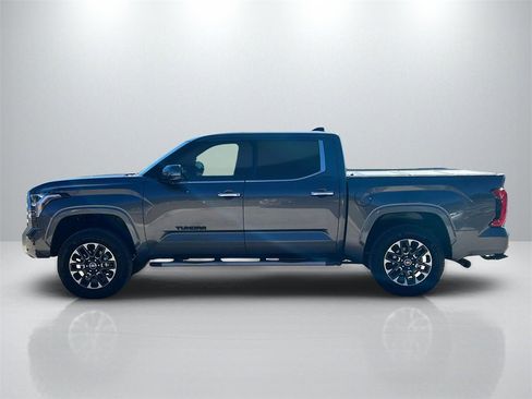 Used 2023 Toyota Tundra Limited image 8
