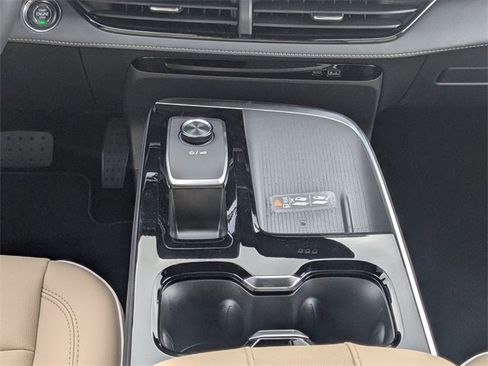 New 2026 Buick Enclave Preferred w/ Power Package image 18