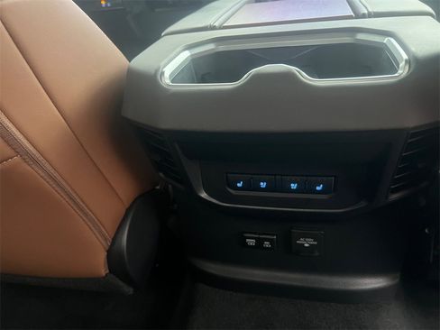 Used 2023 Toyota Tundra 1794 Edition image 24