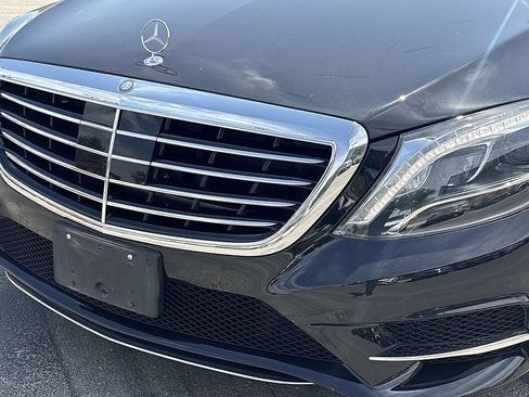 Used 2016 Mercedes-Benz S 550 Sedan image 10