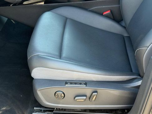 Certified 2023 Volkswagen ID.4 Pro S AWD/4WD image 23