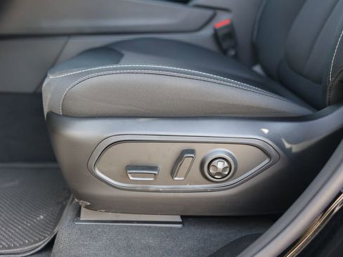 New 2025 Jeep Grand Cherokee Laredo X image 22