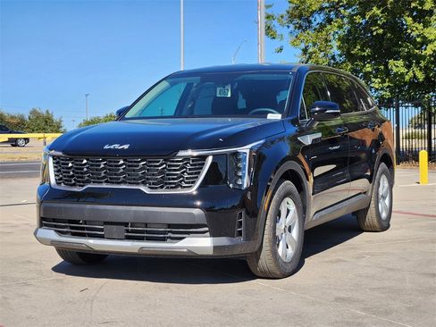 New 2026 Kia Sorento LX image 2