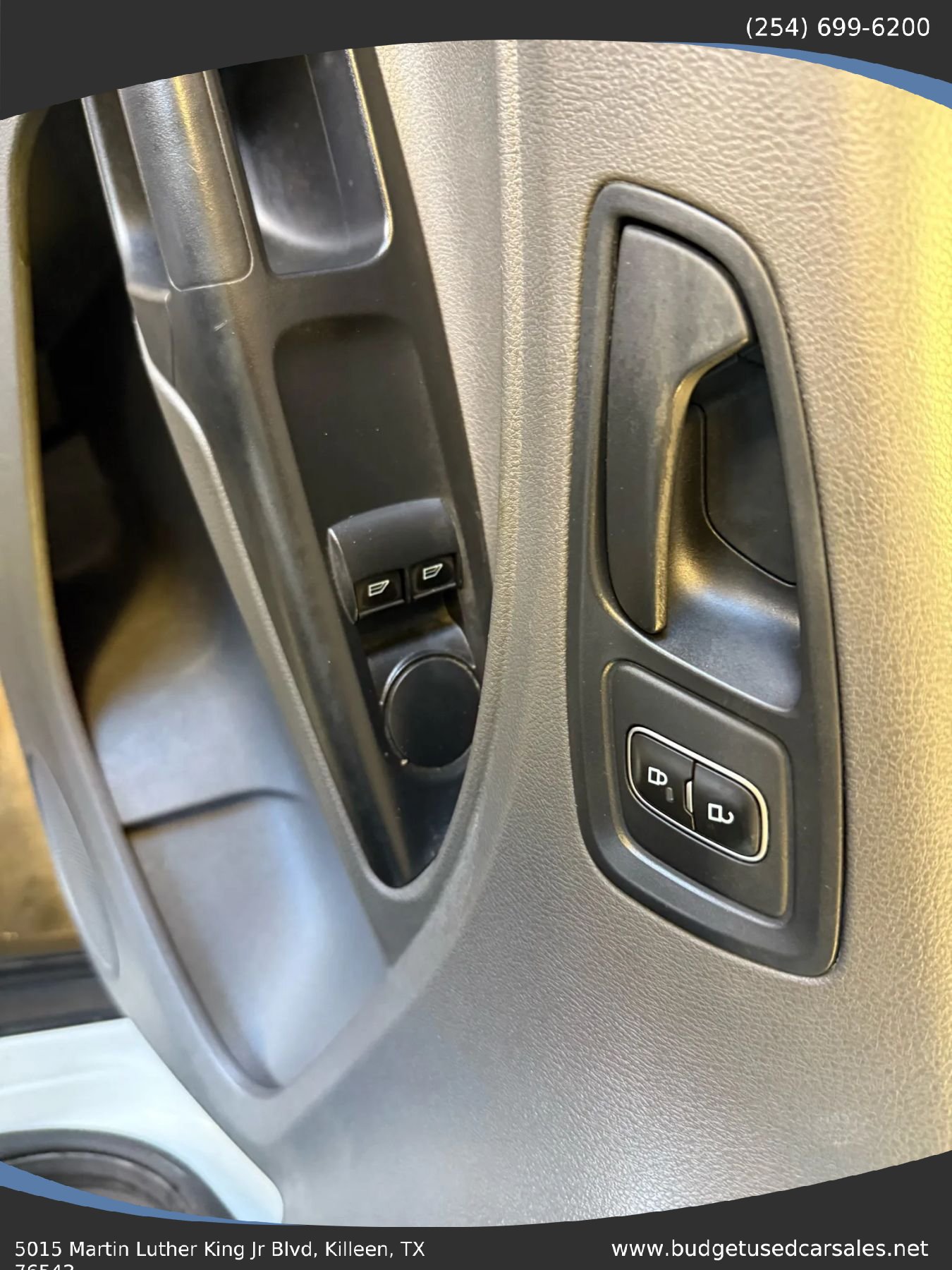 Used 2019 Ford Transit Connect XL FWD image 8