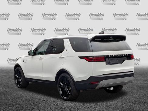 Used 2024 Land Rover Discovery S image 8