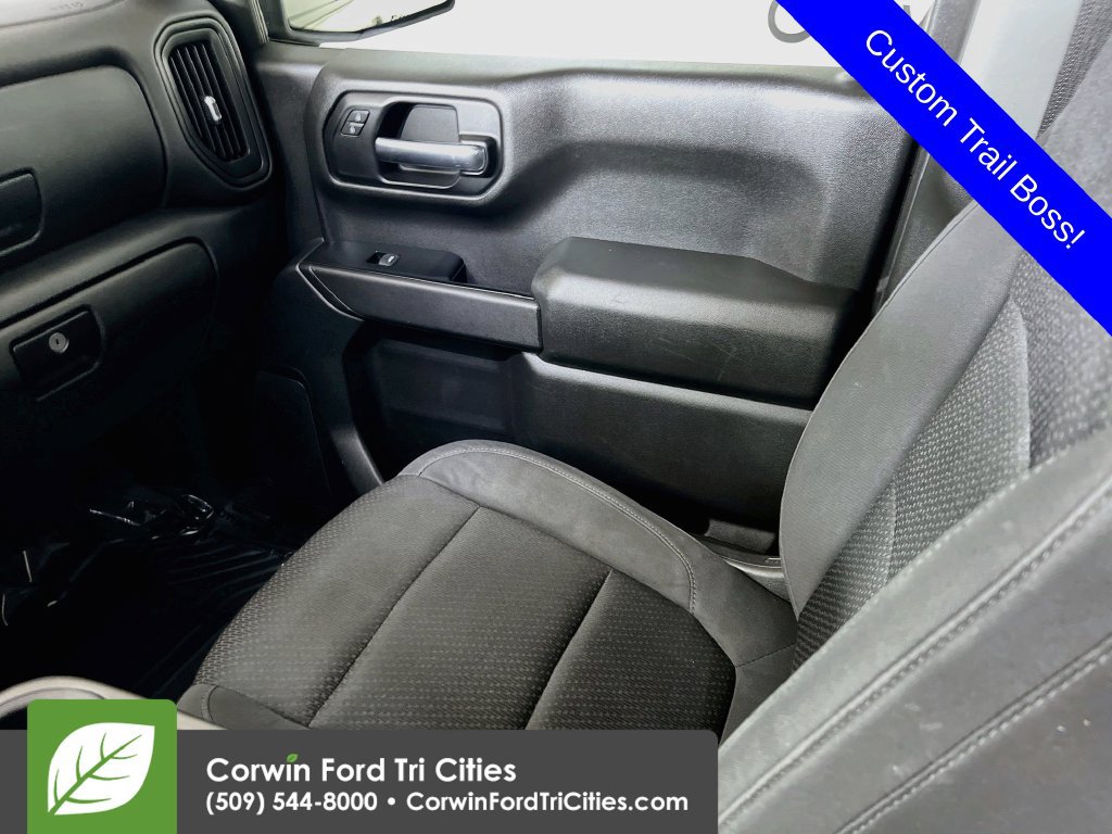 Used 2019 Chevrolet Silverado 1500 Custom Trail Boss w/ Custom Convenience Package AWD/4WD image 26