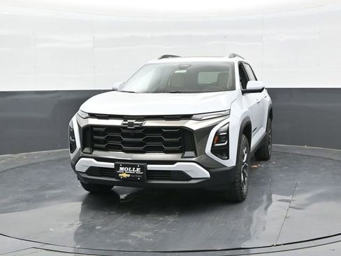 New 2026 Chevrolet Equinox ACTIV AWD/4WD image 2