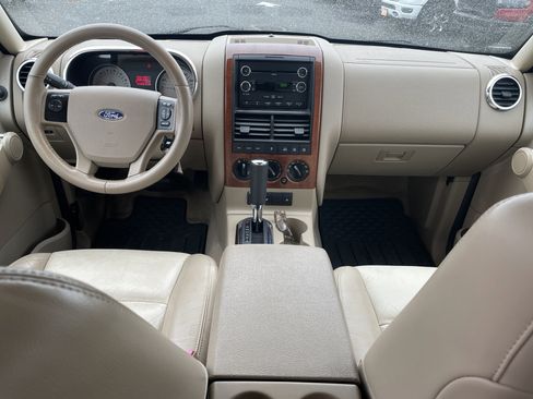 Used 2010 Ford Explorer Eddie Bauer image 31