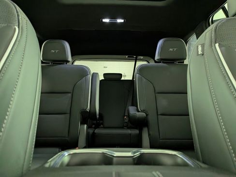 New 2025 Buick Enclave Sport Touring w/ Super Cruise Package image 28