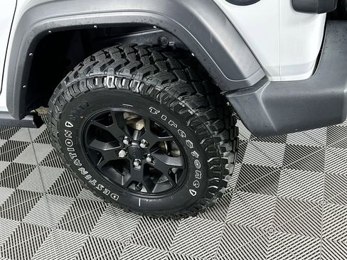 Used 2021 Jeep Wrangler Unlimited Sport image 39