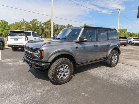Used 2025 Ford Bronco Badlands AWD/4WD image 4