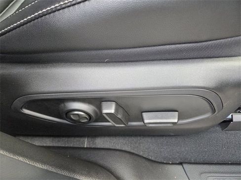 Certified 2025 Jeep Grand Cherokee Limited w/ Black Appearance Package image 16