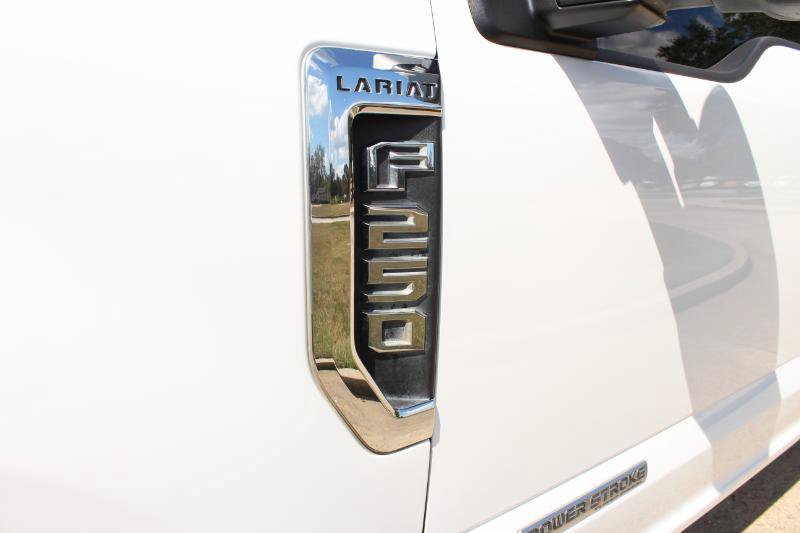 Used 2021 Ford F250 Lariat w/ Lariat Ultimate Package AWD/4WD image 24