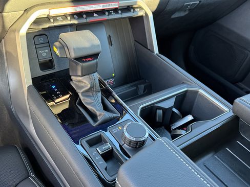 New 2026 Toyota Tundra Limited image 19