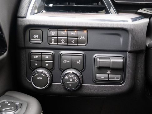 New 2026 Chevrolet Tahoe Premier w/ Sun And Tow Package image 9