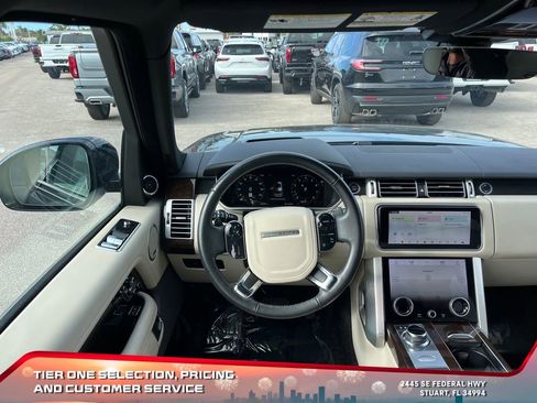 Used 2020 Land Rover Range Rover HSE image 13
