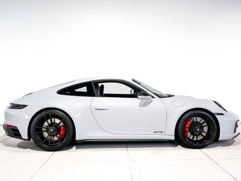 Used 2023 Porsche 911 Carrera GTS image 3