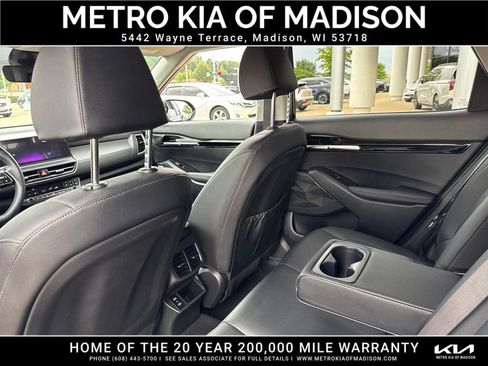 Used 2024 Kia Seltos SX w/ SX Sunroof Package AWD/4WD image 32
