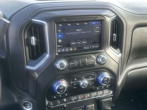 Used 2022 GMC Sierra 2500 AT4 w/ Gooseneck/5TH Wheel Package image 11